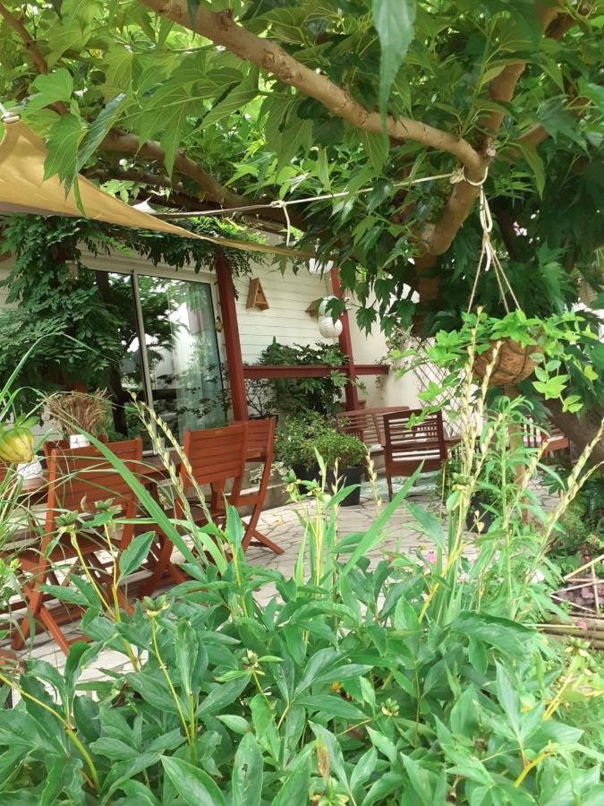 Au Bosquet: Tranquil Retreat with Breakfast Near Town Center Bed & Breakfast Salies-de-Bearn Exterior photo