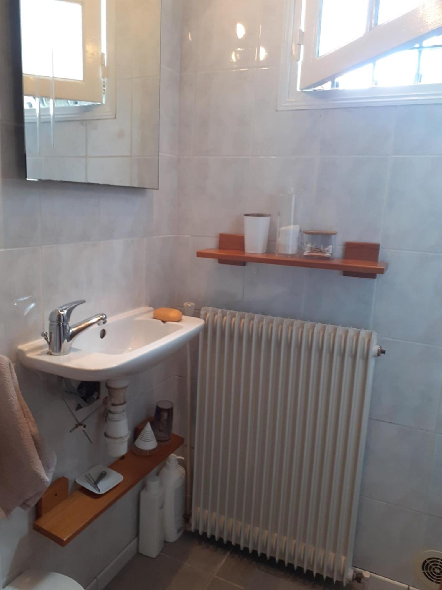 Au Bosquet: Tranquil Retreat with Breakfast Near Town Center Bed & Breakfast Salies-de-Bearn Exterior photo